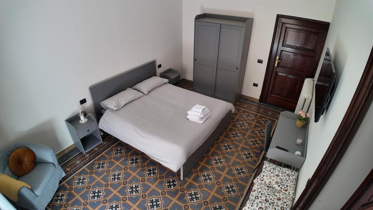 Casa Manu Nuovo Appartamento In Centro Storico Benevento Esterno foto