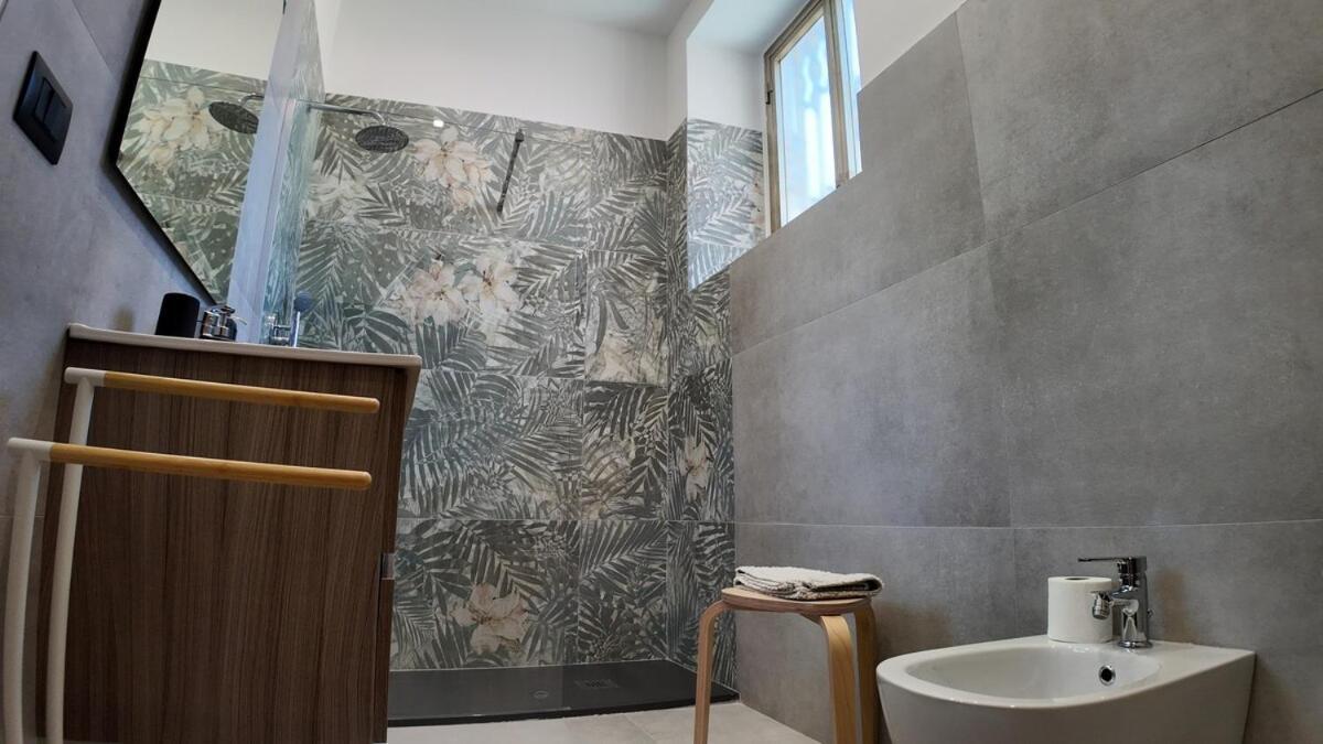 Casa Manu Nuovo Appartamento In Centro Storico Benevento Esterno foto